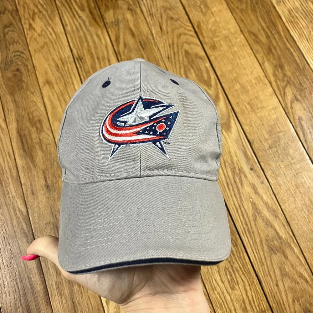 Columbus Blue Jackets Baseball Cap Gray Navy Embroidered Logo‎ Adjustable OSFA